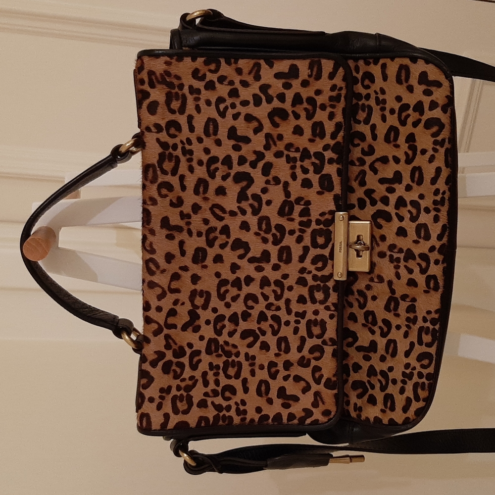 Fossil - Leapord Print & Black Leather Adjustable Cross or Shoulder Bag